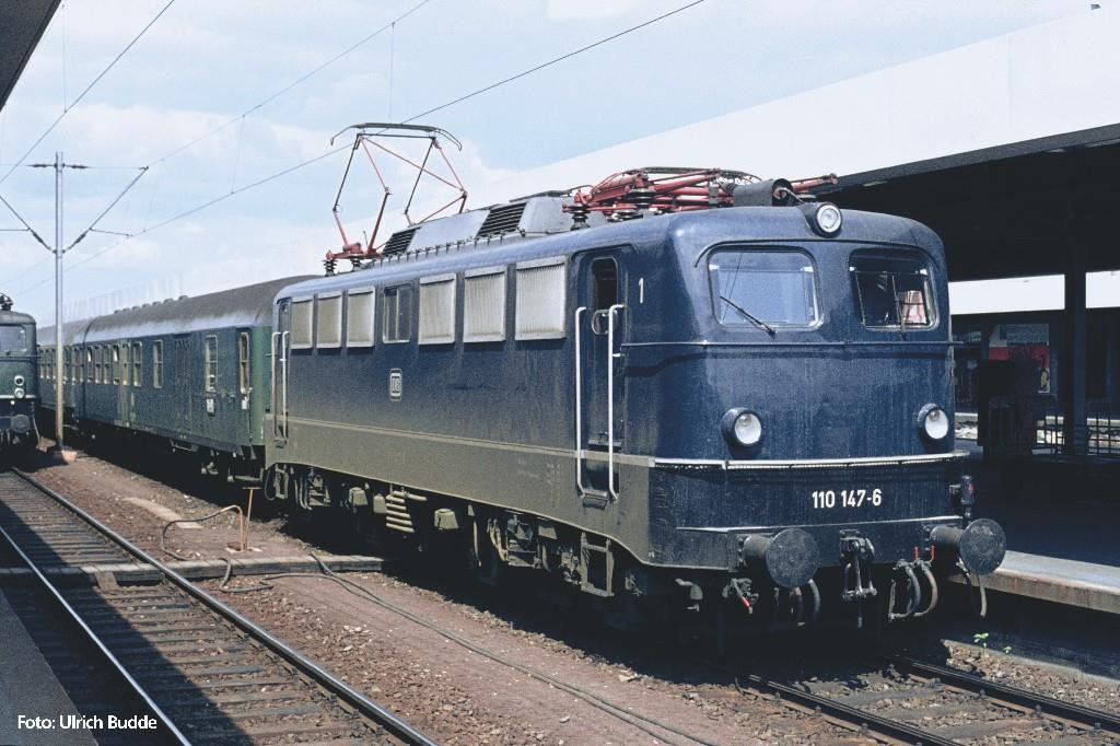 Expert DB BR110 Electric Locomotive IV-Piko-51923