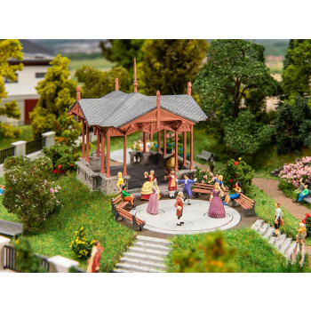 *Music Pavilion with Dancing Figures Kit I