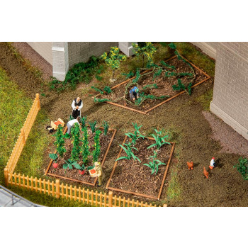 *Vegetable & Fruit Garden