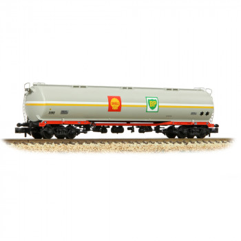 102t TEA Bogie Tank Wagon Shell/BP Grey 2252