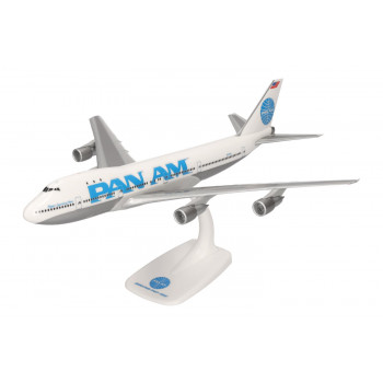 *Snapfit Boeing 747-100 Pan Am (1:250)